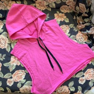 Cropped muscle hoodie